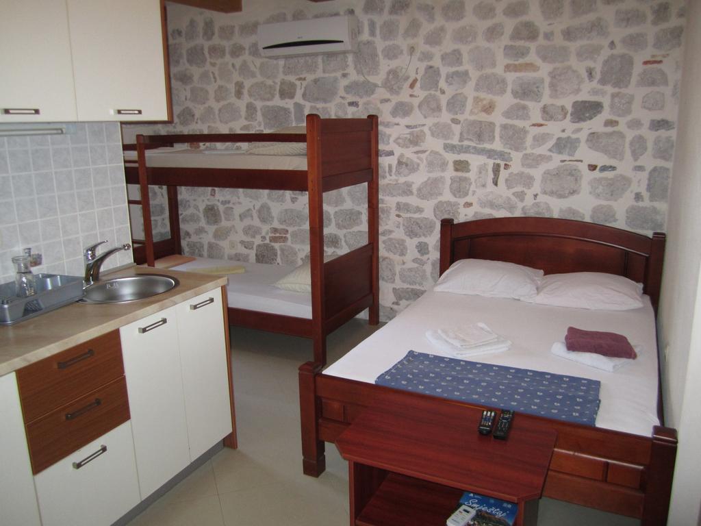 Apartments Dukic Κότορ Δωμάτιο φωτογραφία