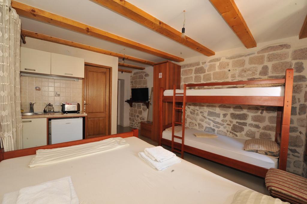 Apartments Dukic Κότορ Δωμάτιο φωτογραφία