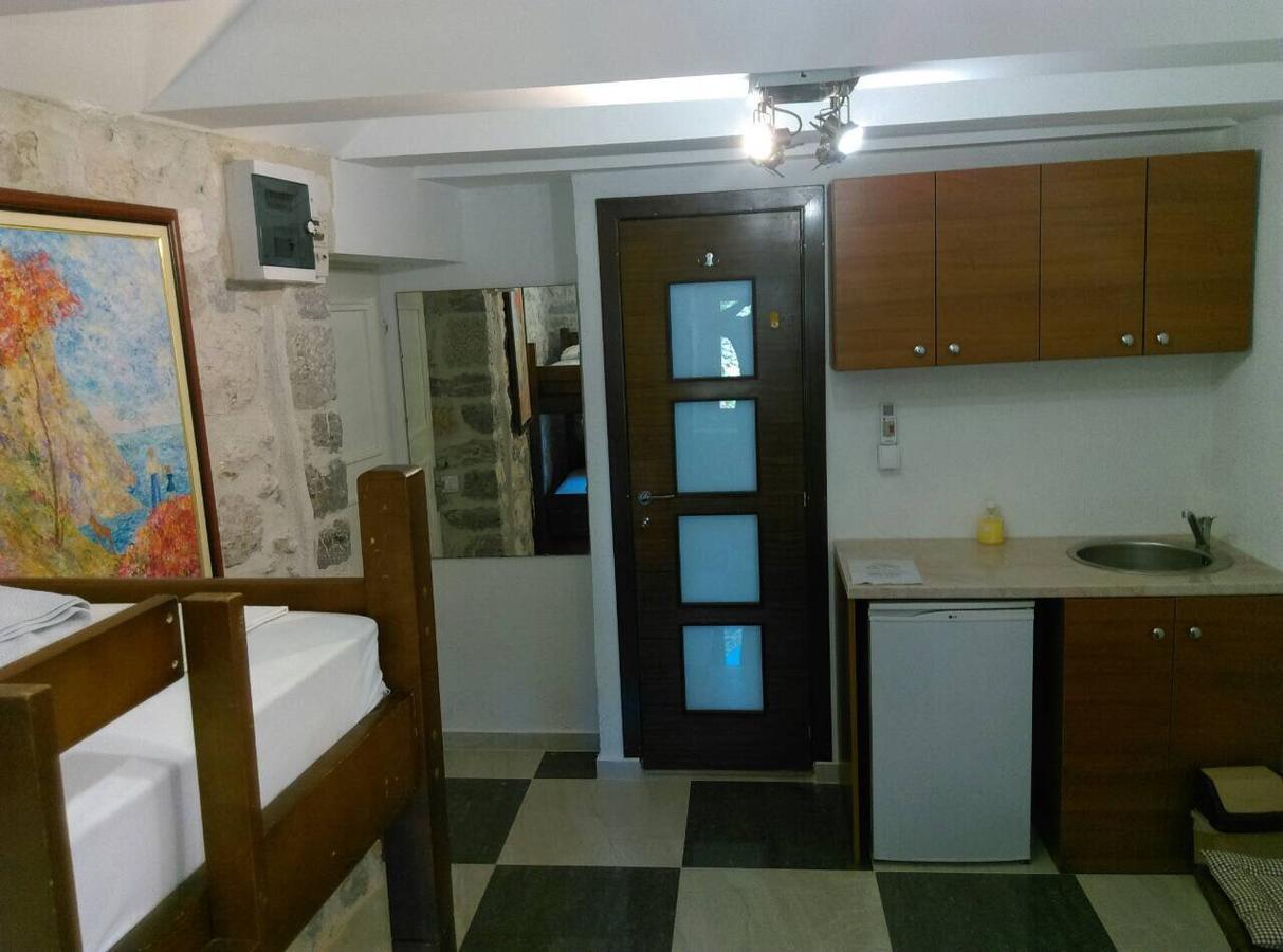 Apartments Dukic Κότορ Εξωτερικό φωτογραφία