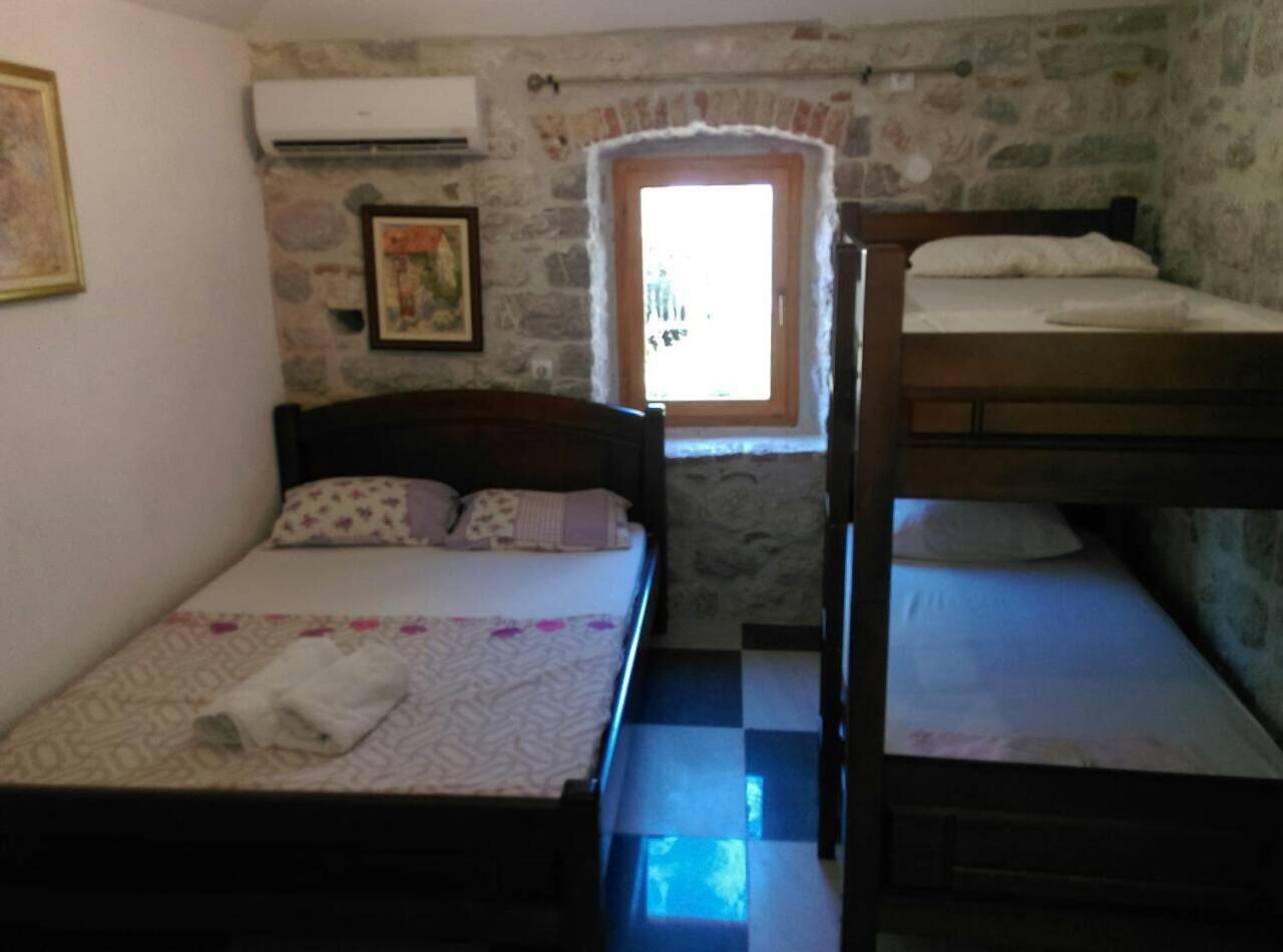 Apartments Dukic Κότορ Εξωτερικό φωτογραφία